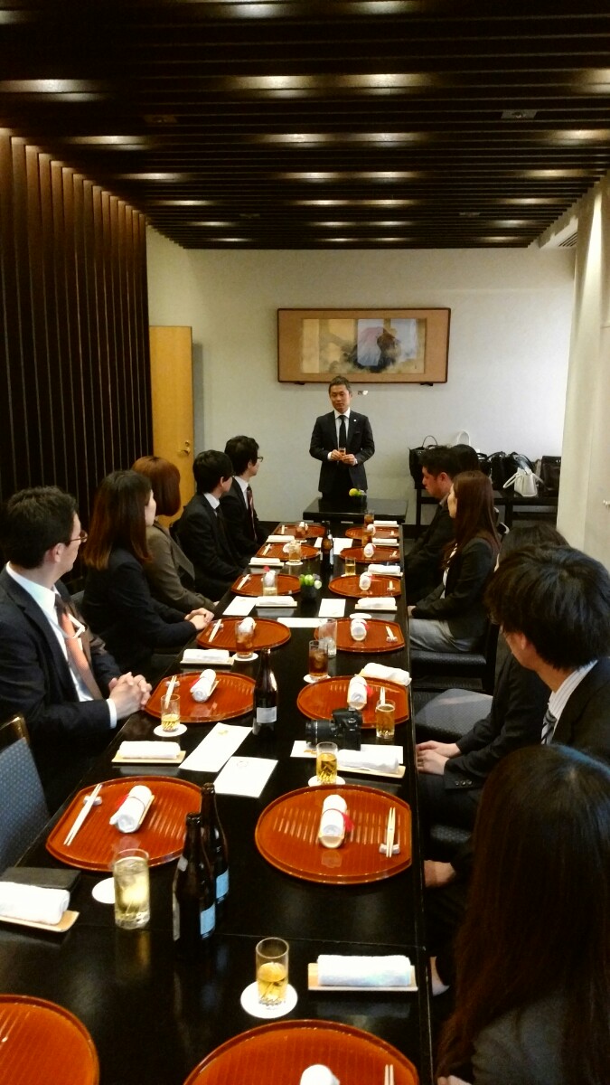 食事会兼情報交換会