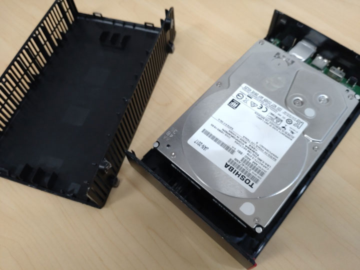 LinkStation LS210D0301C データ復旧診断で分解